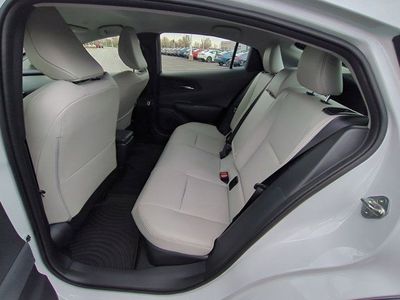 2025 Toyota Prius - Photo 16