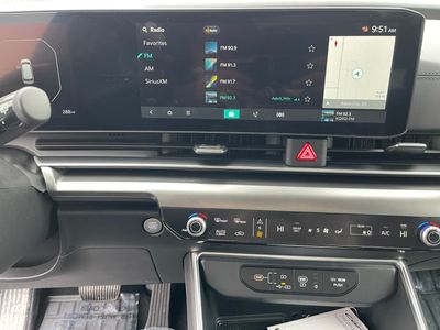 2026 Kia Carnival Hybrid — photo 11 view
