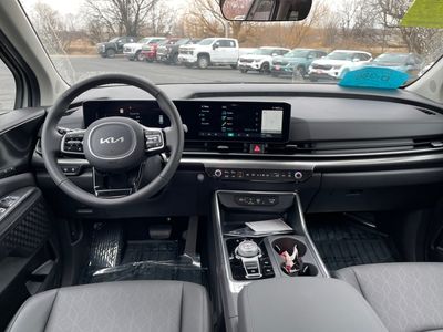 2026 Kia Carnival Hybrid — photo 12 view