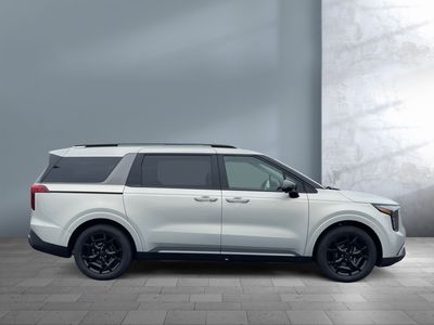 2026 Kia Carnival Hybrid — photo 7 view