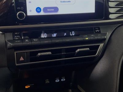 2025 Toyota Camry — photo 23 view