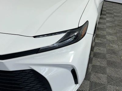 2025 Toyota Camry — photo 9 view