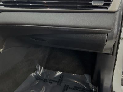 2025 Toyota Camry — photo 32 view