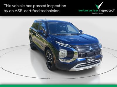 2023 Mitsubishi Outlander - Photo 1