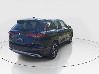 2023 Mitsubishi Outlander - Photo 7