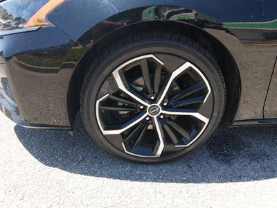 2024 Nissan Altima - Photo 10