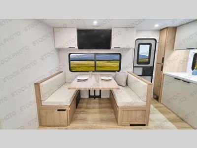2026 Winnebago Thrive - Photo 4