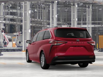 2026 Toyota Sienna — photo 7 view