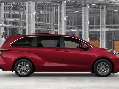2026 Toyota Sienna — photo 12 view