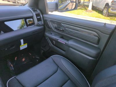 2026 Ram 1500 — photo 17 view