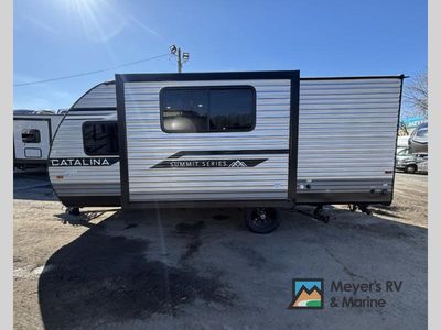 2026 Coachmen RV Catalina Summit Series 7 - Photo 8