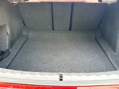 2025 BMW 3 Series — photo 12 view