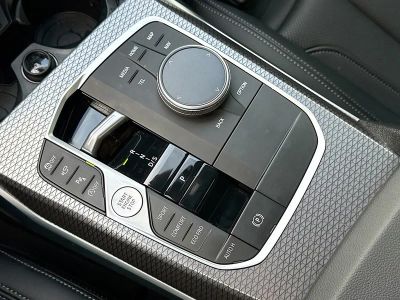 2025 BMW 3 Series — photo 29 view