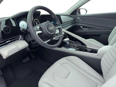 2026 Hyundai Elantra - Photo 33