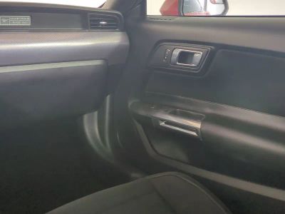 2016 Ford Mustang — photo 18 view
