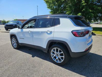 2025 Jeep Compass — detail view