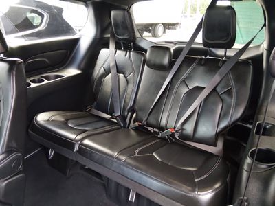 2024 Chrysler Pacifica — photo 16 view