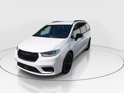 2024 Chrysler Pacifica — rear three-quarter view