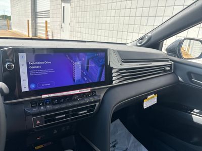2026 Toyota Camry - Photo 16