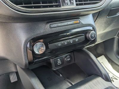 2025 Ford Escape Hybrid — photo 26 view