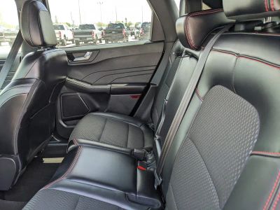 2025 Ford Escape Hybrid — photo 19 view