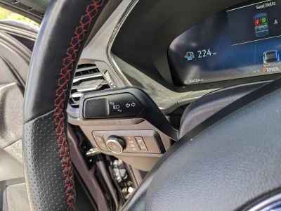 2025 Ford Escape Hybrid — photo 32 view