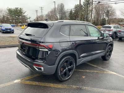 2025 Volkswagen Taos SEL - Photo 8