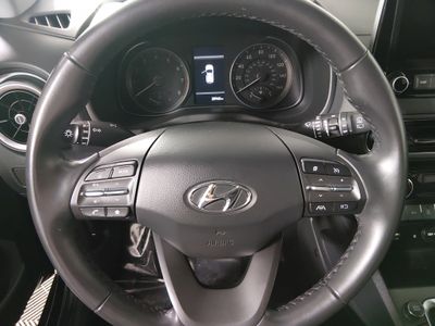 2023 Hyundai Kona — photo 12 view