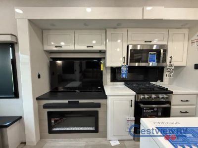 2026 Jayco Pinnacle - Photo 12