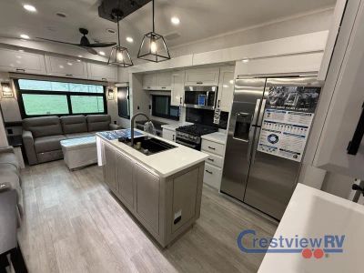 2026 Jayco Pinnacle - Photo 4