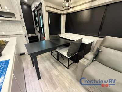 2026 Jayco Pinnacle - Photo 14