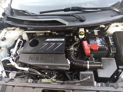 2024 Nissan Rogue — photo 9 view