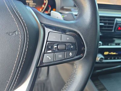 2020 BMW 5 Series — photo 24 view