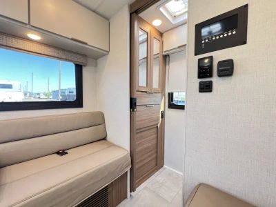 2027 Thor Motor Coach CHATEAU - Photo 17