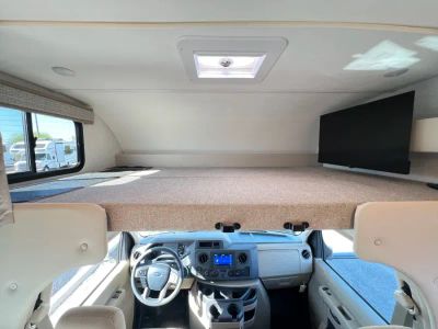 2027 Thor Motor Coach CHATEAU - Photo 4