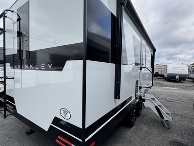 2026 Brinkley MODEL I - Photo 3
