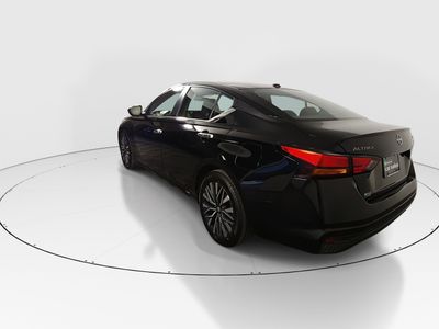 2024 Nissan Altima — detail view