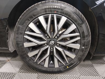 2024 Nissan Altima — photo 10 view