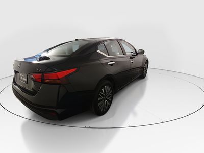 2024 Nissan Altima — photo 7 view