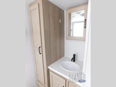2024 Forest River RV Rockwood Ultra Lite - Photo 15