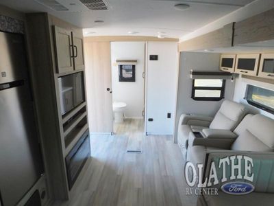 2024 Forest River RV Rockwood Ultra Lite - Photo 7