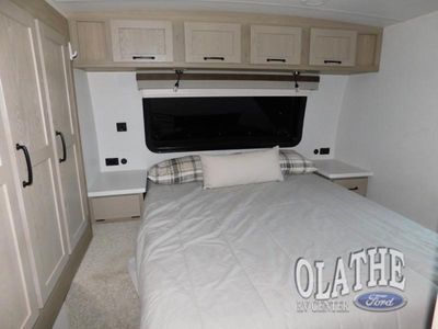 2024 Forest River RV Rockwood Ultra Lite - Photo 11