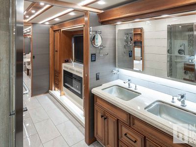 2020 Tiffin Motorhomes Allegro Bus - Photo 29