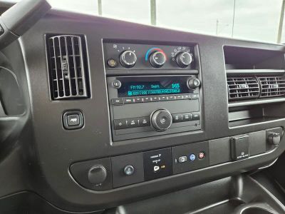 2024 GMC Savana 2500 — photo 27 view