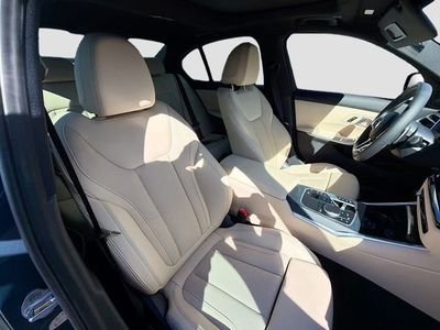 2025 BMW 3 Series - Photo 15