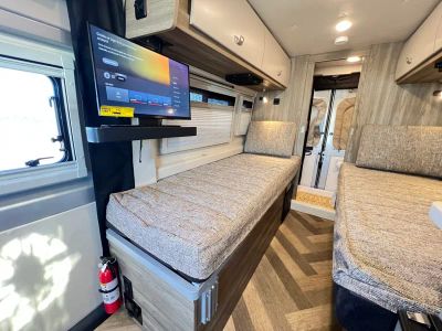 2027 Winnebago TRAVATO — photo 15 view
