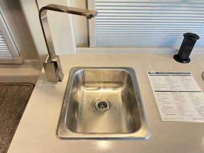 2027 Winnebago TRAVATO — photo 10 view