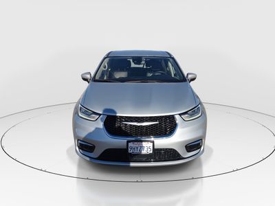 2023 Chrysler Pacifica — side profile view