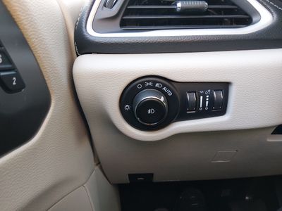 2023 Chrysler Pacifica — photo 13 view