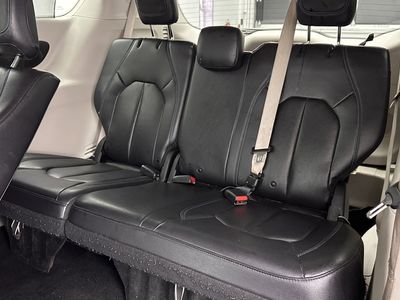 2021 Chrysler Pacifica - Photo 28